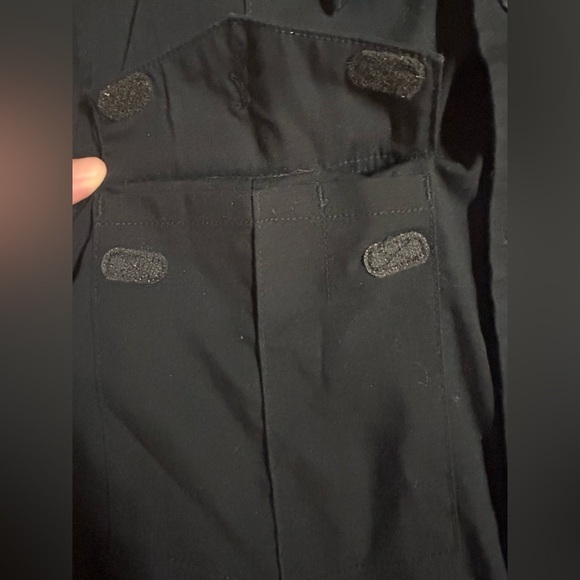 5.11 Tactical Men's Button/Zip Long Sleeve Shirt. - Picture 4 of 9